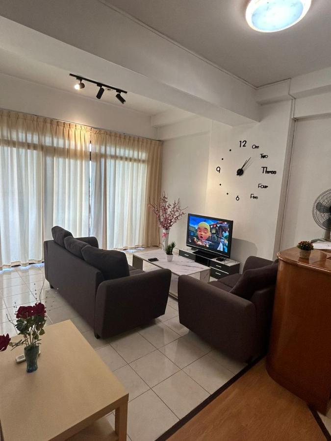 Riverbank Suites Waterfront 507 Kuching Exterior foto