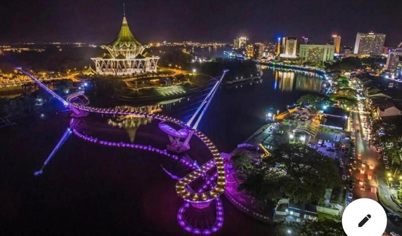 Riverbank Suites Waterfront 507 Kuching Exterior foto